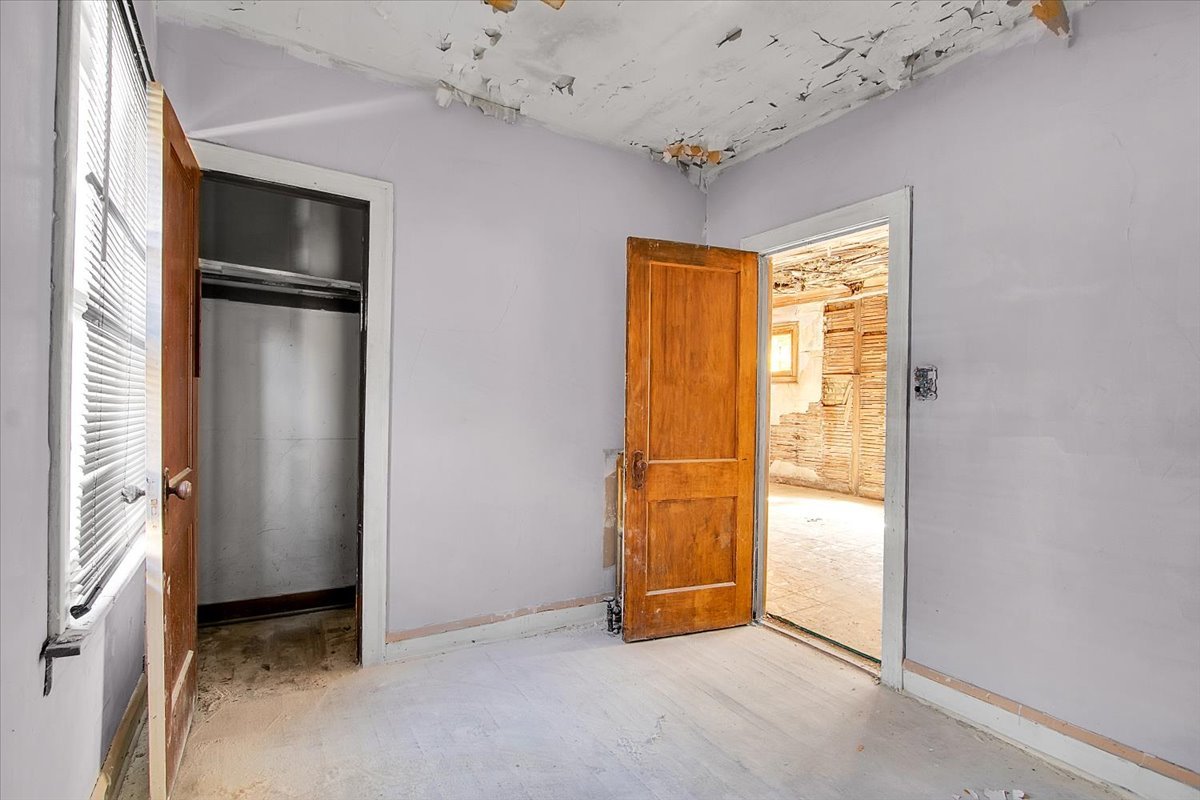 635 E 92nd Place, Chicago, IL 60619