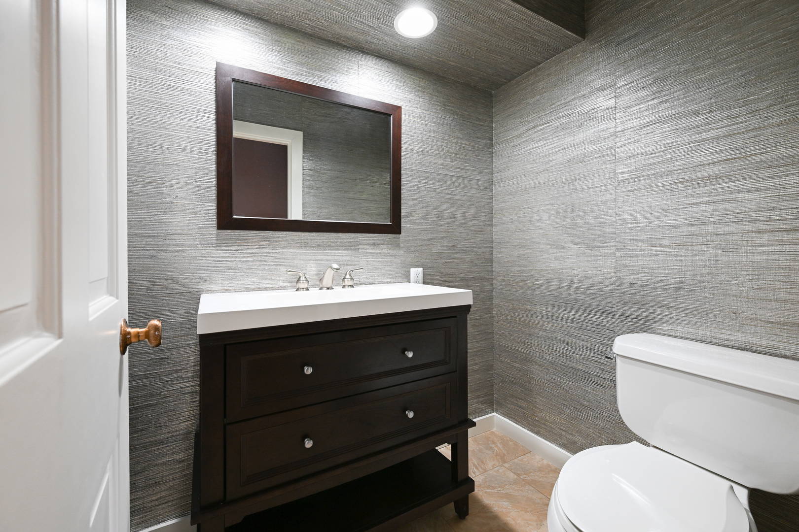 5N300 Powis Road, Wayne, IL 60184