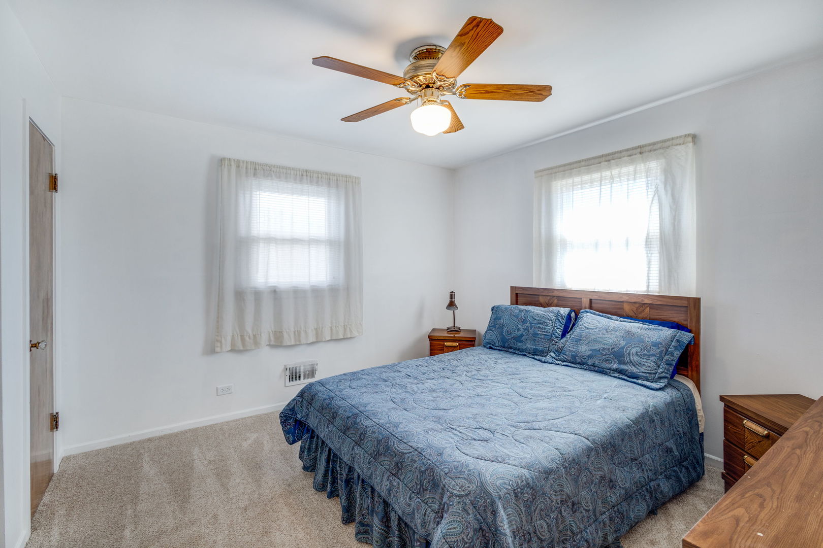 7331 W 114th Place, Worth, IL 60482