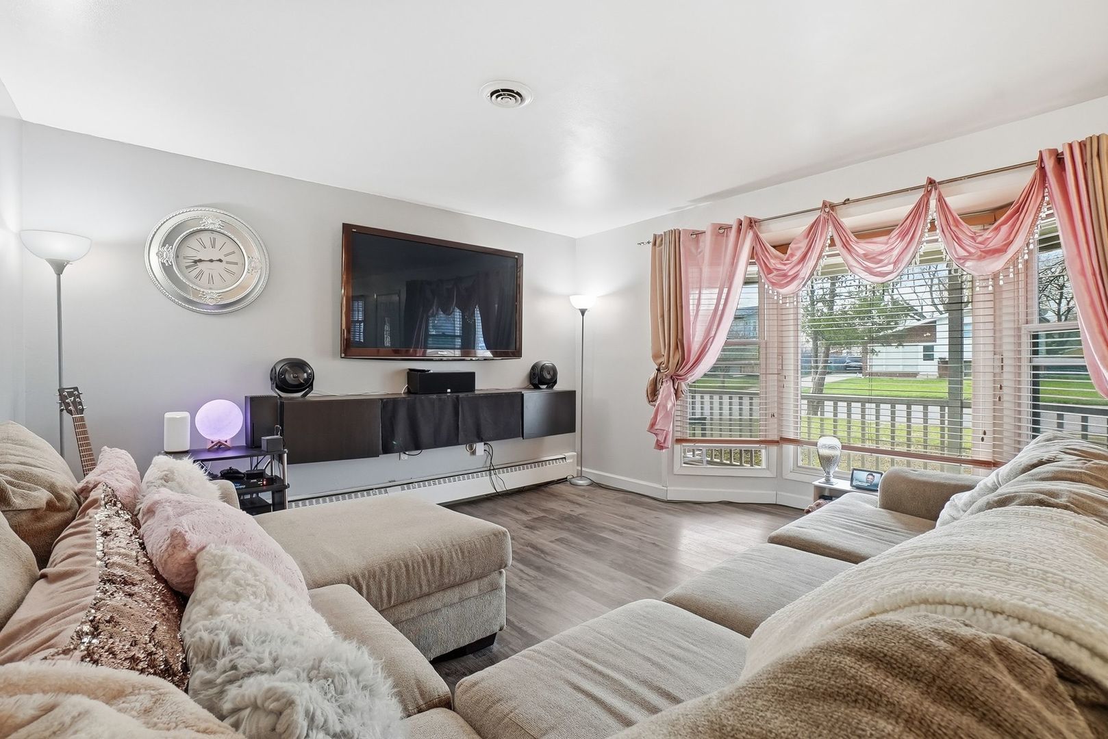 2212 W Capri Avenue, Joliet, IL 60436