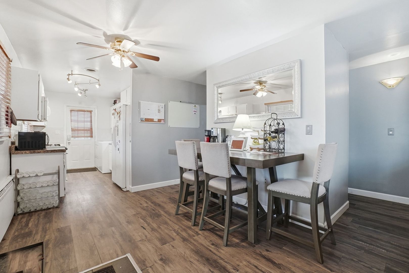 2212 W Capri Avenue, Joliet, IL 60436