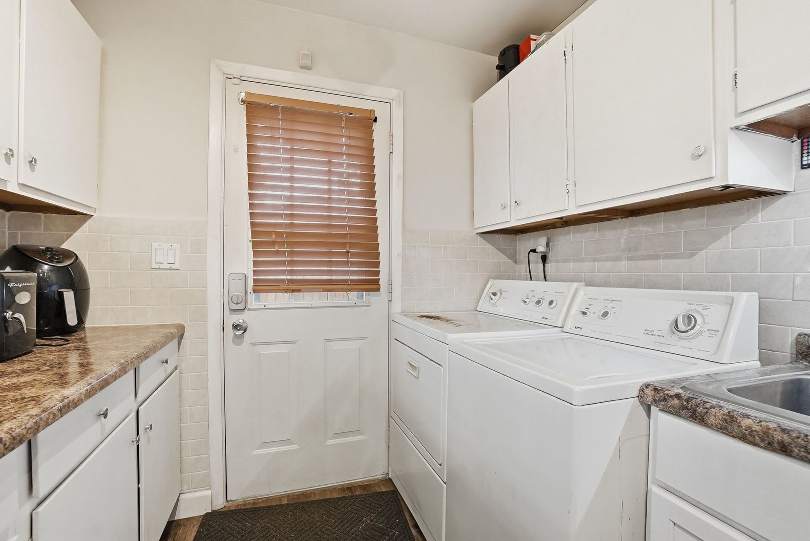 2212 W Capri Avenue, Joliet, IL 60436