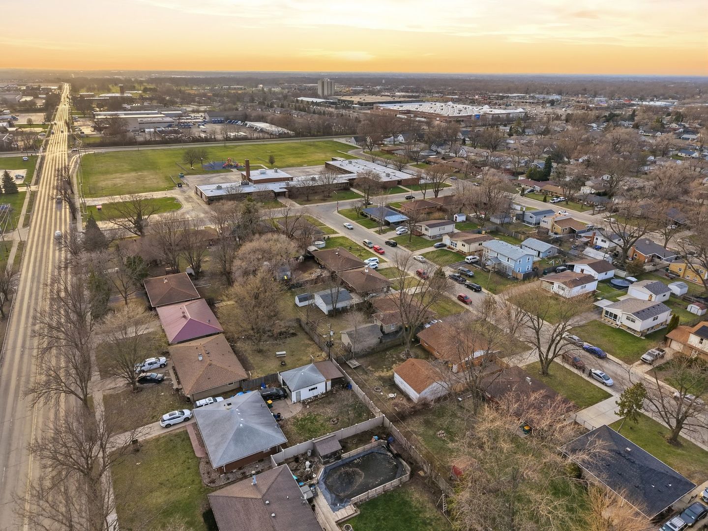 2212 W Capri Avenue, Joliet, IL 60436