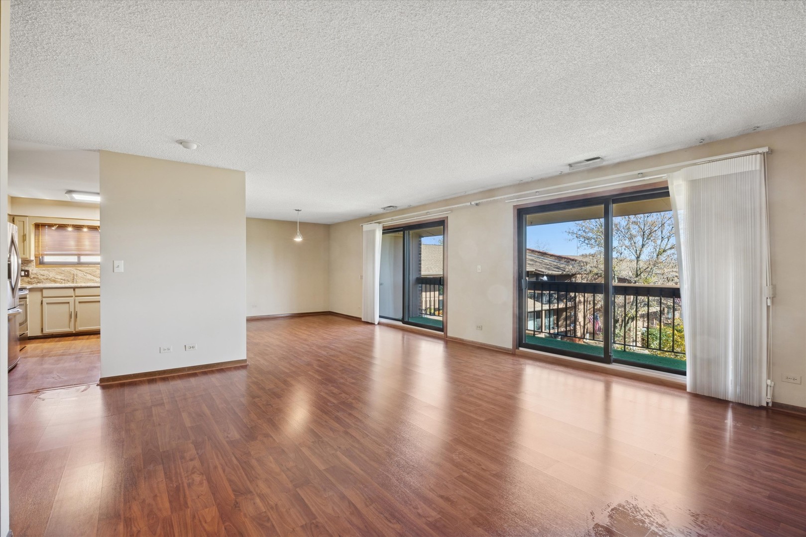 7990 Garfield Avenue #14-3, Burr Ridge, IL 60527