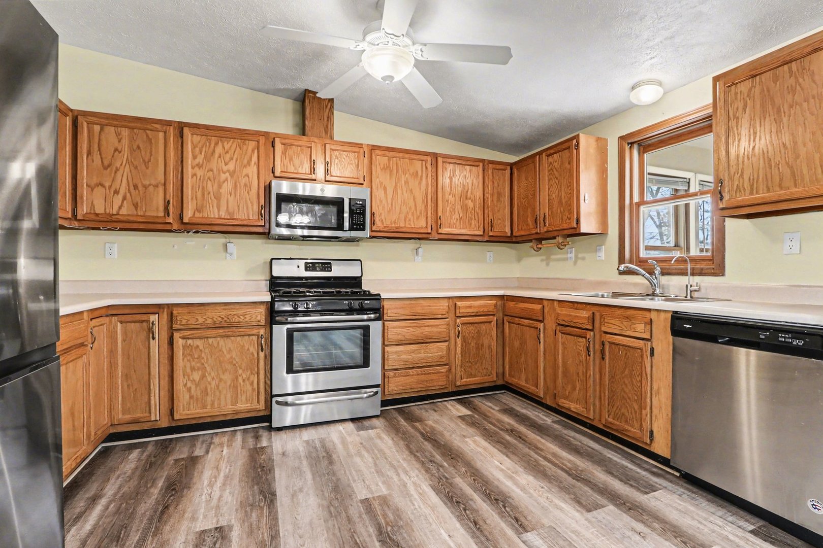 285 E 1st Street, Braidwood, IL 60408