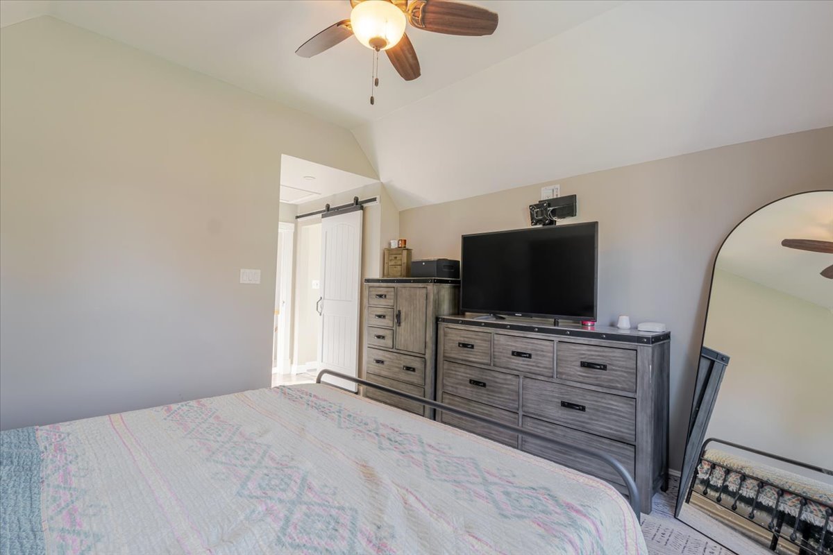 502 W Cruger Avenue, Eureka, IL 61530