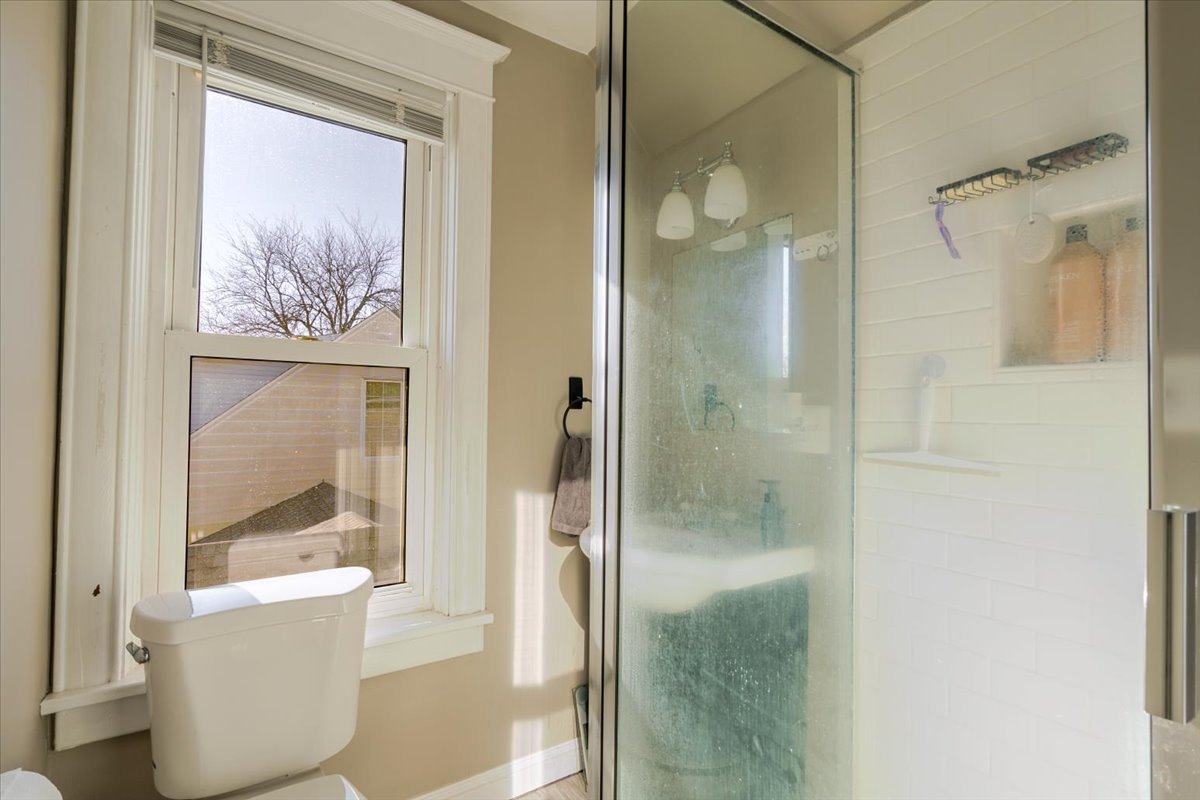 502 W Cruger Avenue, Eureka, IL 61530