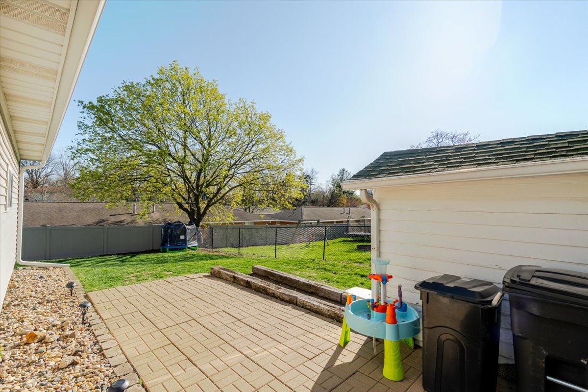 502 W Cruger Avenue, Eureka, IL 61530