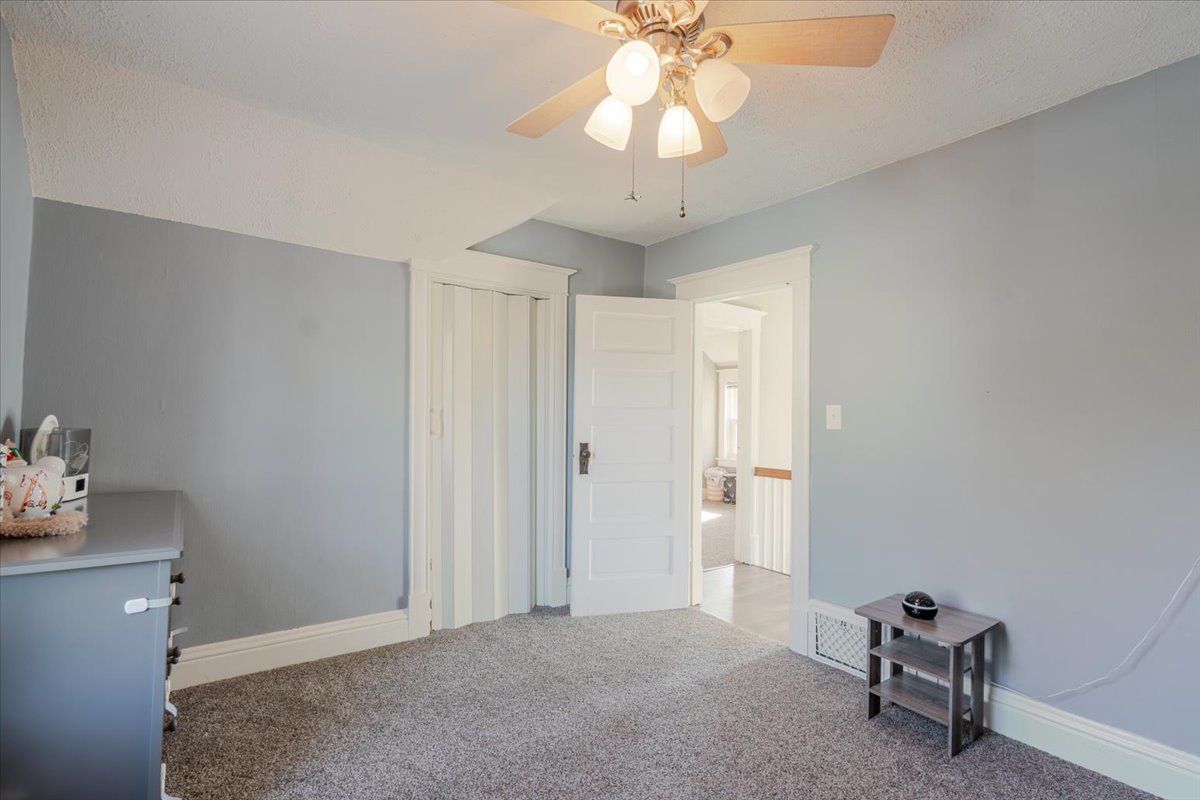 502 W Cruger Avenue, Eureka, IL 61530