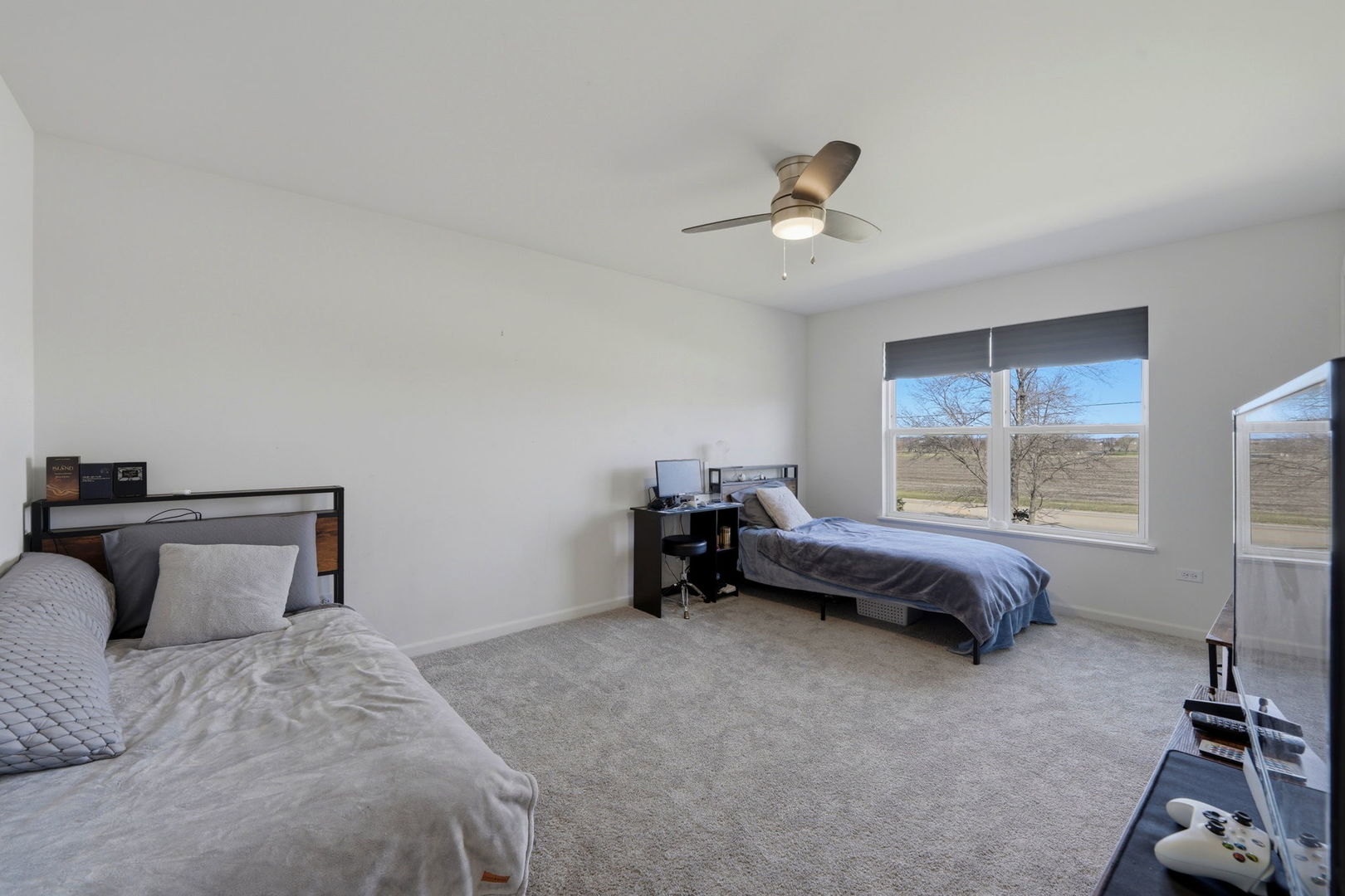 8515 Rosehall Drive, Joliet, IL 60431