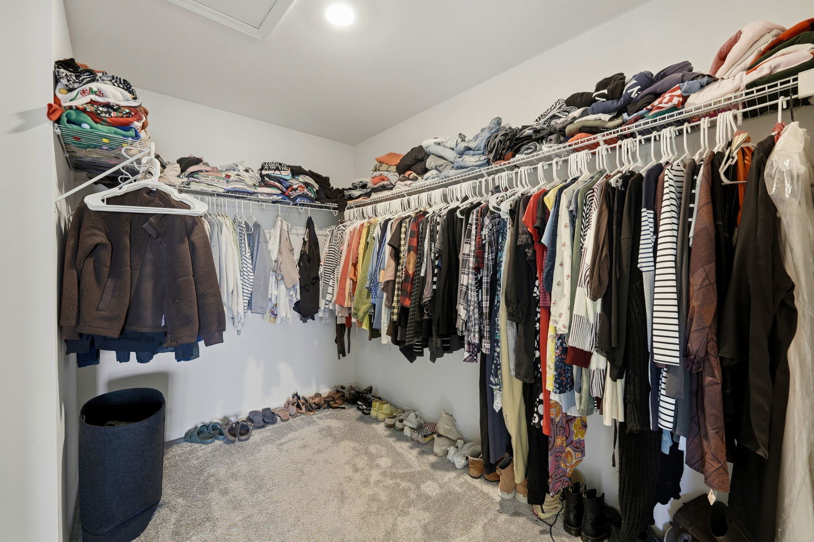 8515 Rosehall Drive, Joliet, IL 60431