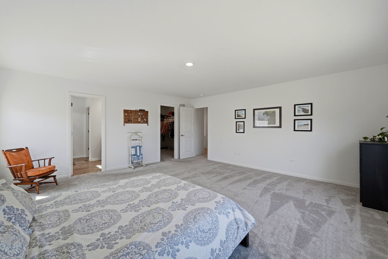 8515 Rosehall Drive, Joliet, IL 60431