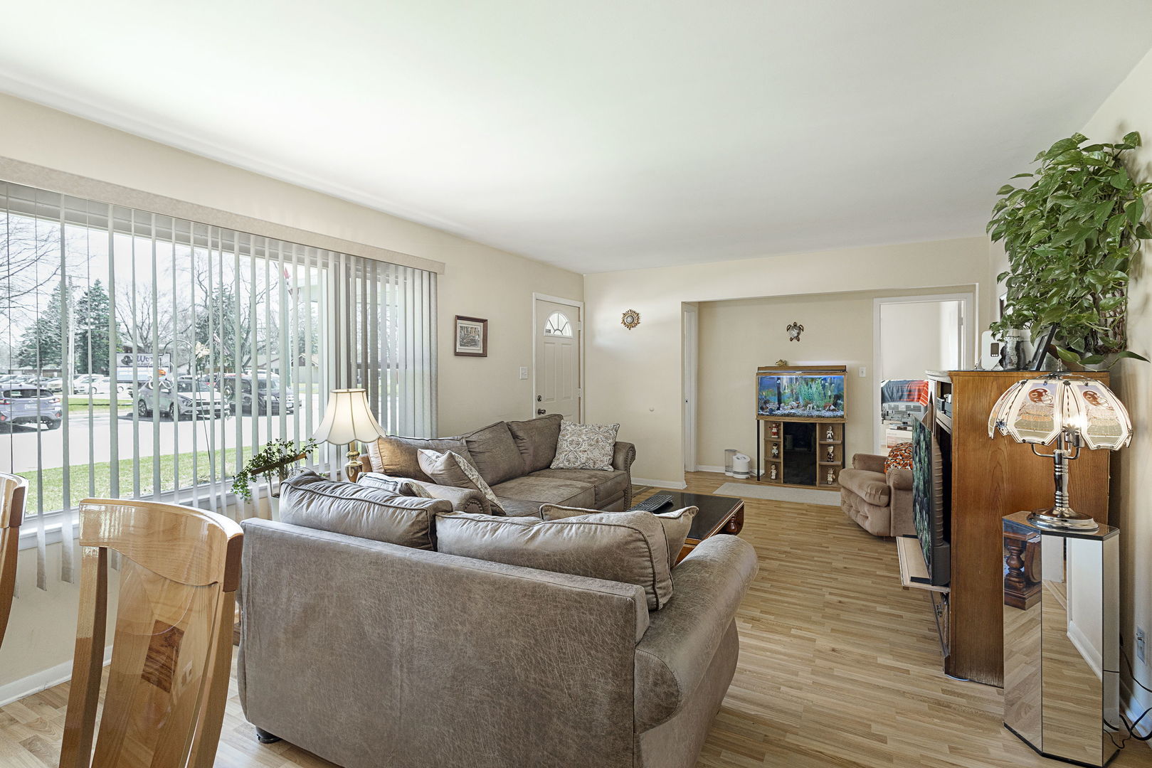 6900 W 112th Street, Worth, IL 60482