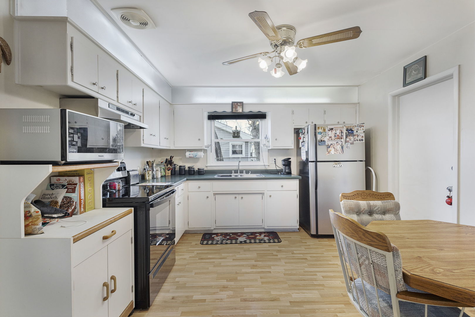 6900 W 112th Street, Worth, IL 60482