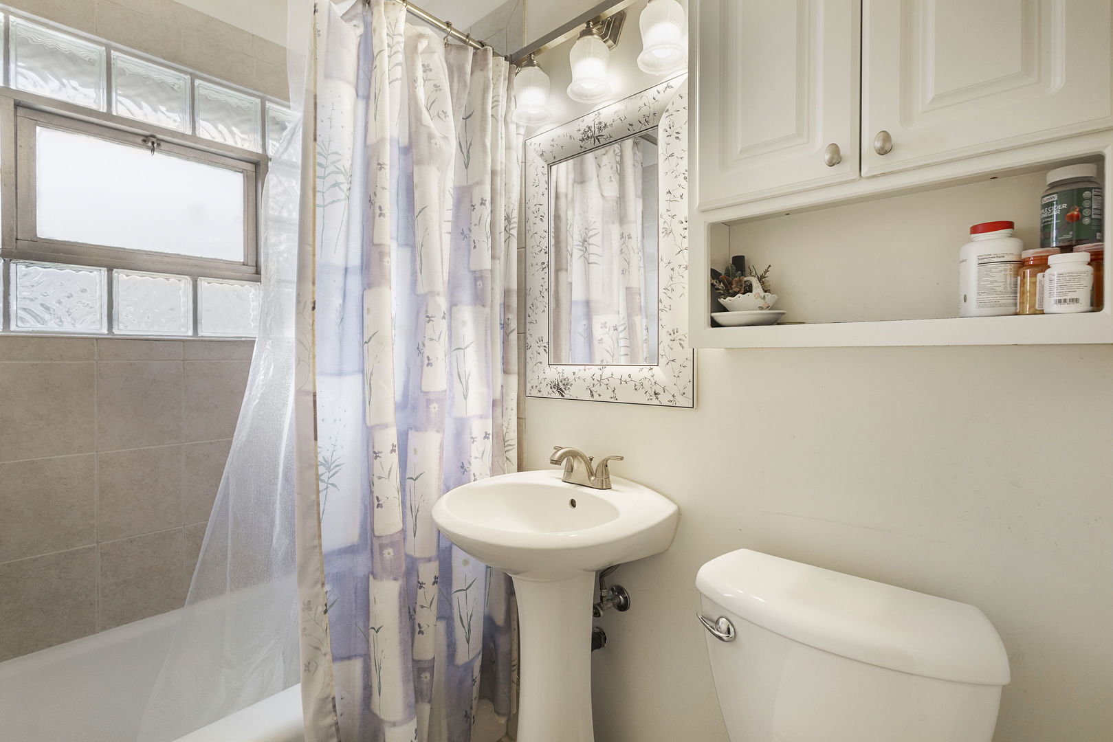 6900 W 112th Street, Worth, IL 60482