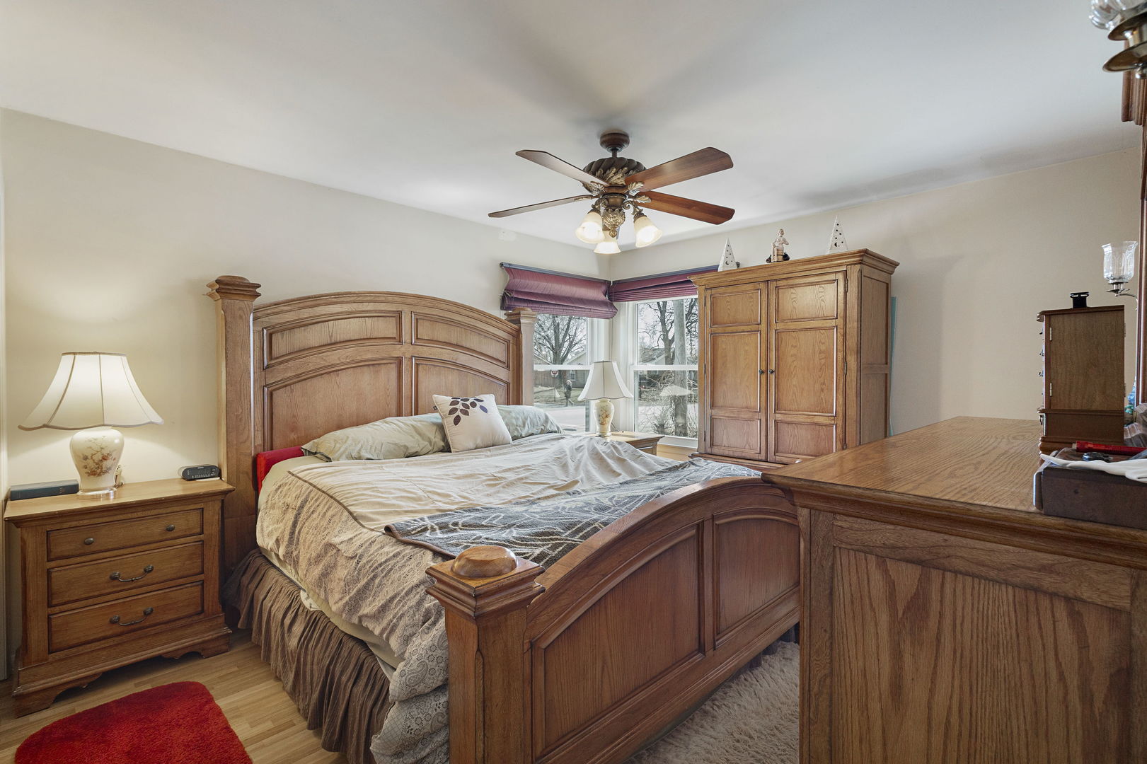 6900 W 112th Street, Worth, IL 60482