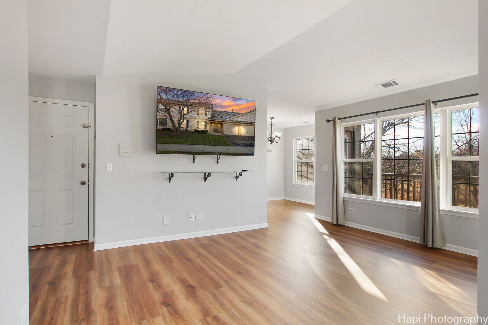 Round Lake Beach, IL 60073