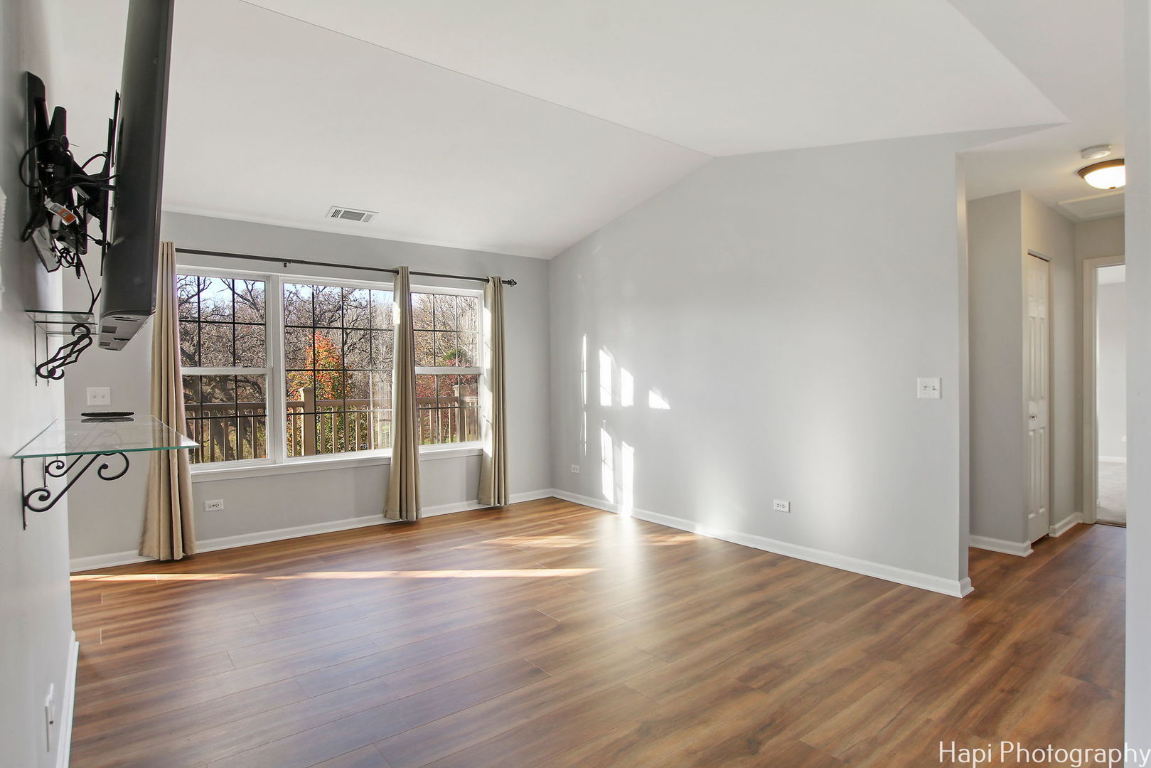 Round Lake Beach, IL 60073