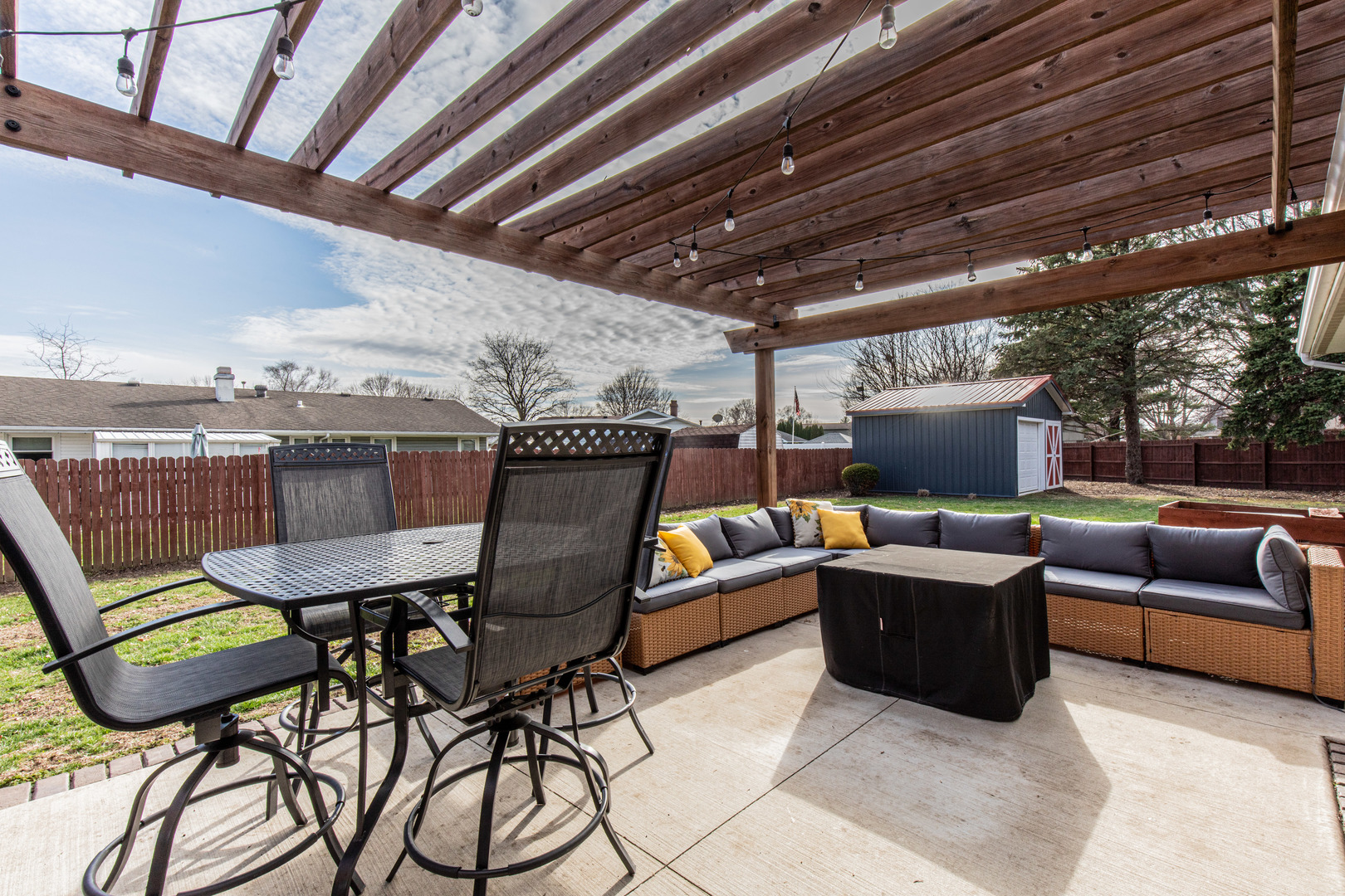 102 RAVEN Court, Morris, IL 60450