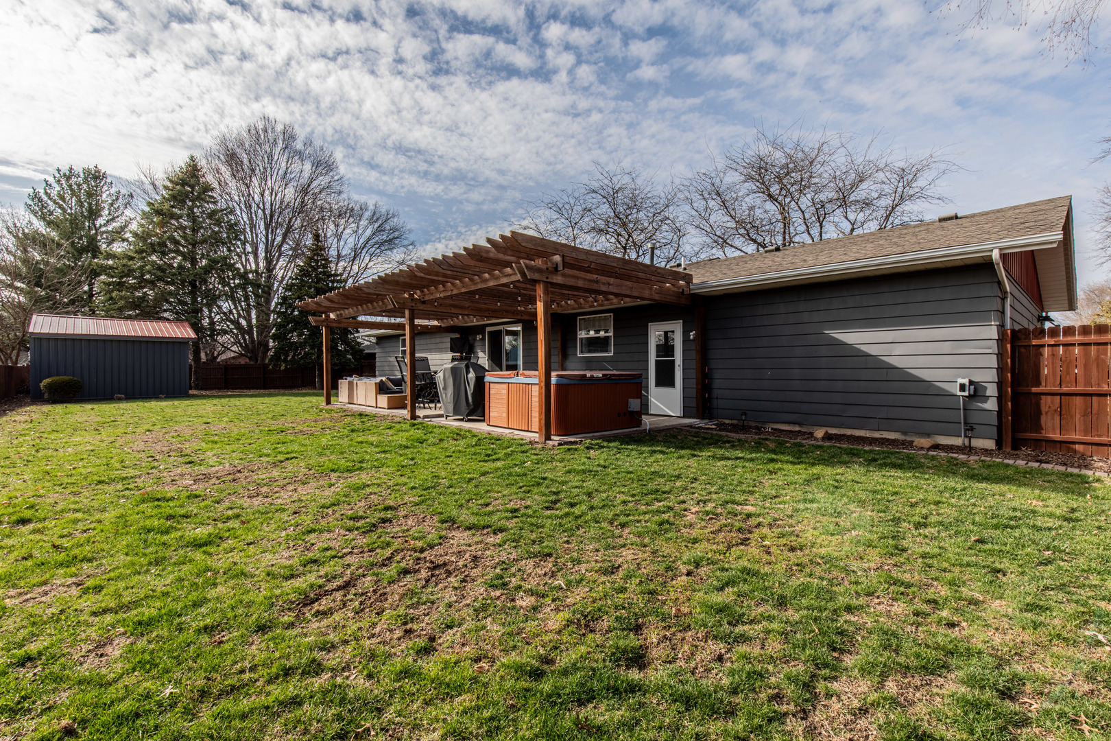 102 RAVEN Court, Morris, IL 60450