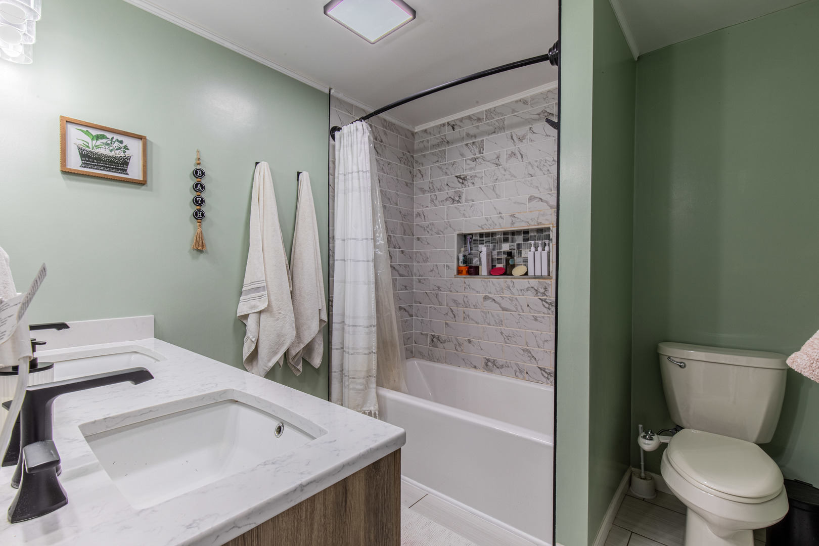 102 RAVEN Court, Morris, IL 60450