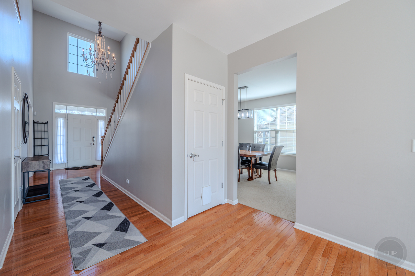 313 Monument Road, Elgin, IL 60124