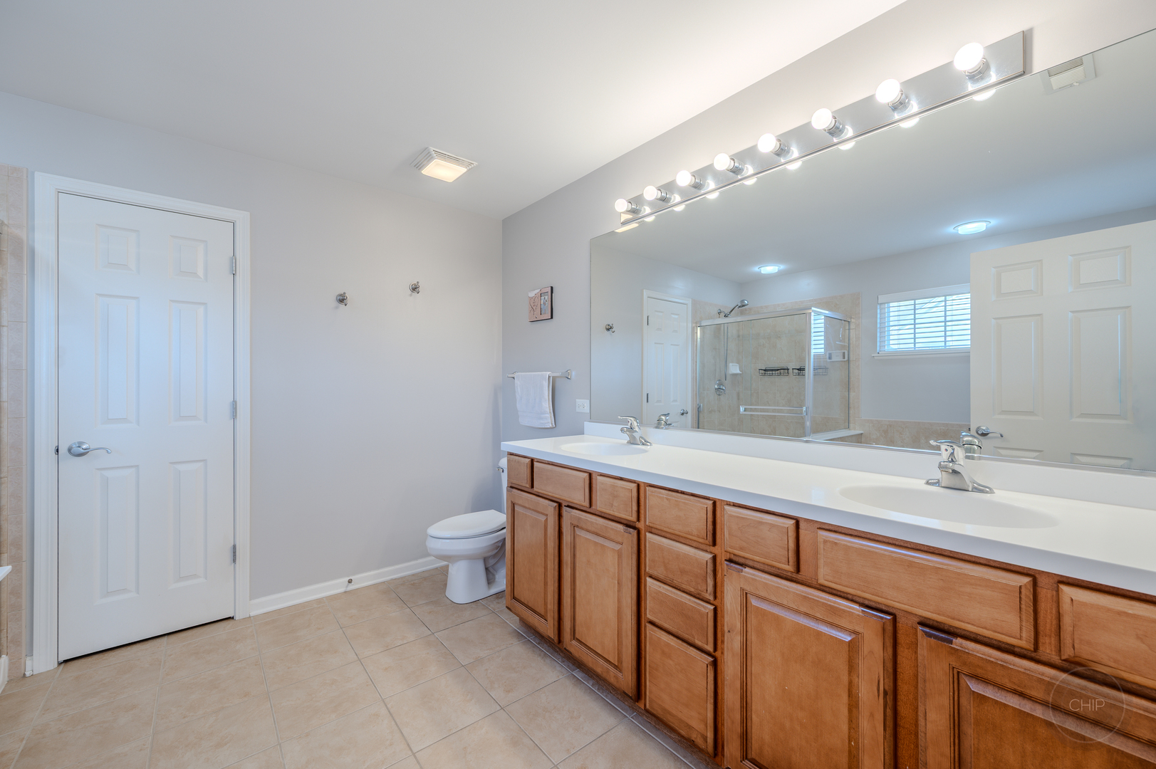 313 Monument Road, Elgin, IL 60124