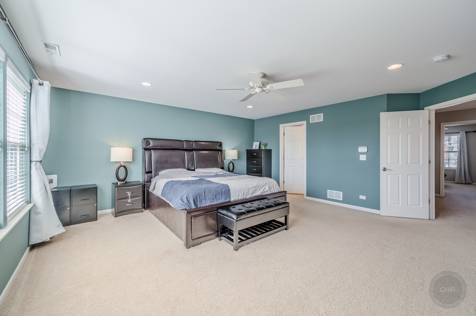 313 Monument Road, Elgin, IL 60124