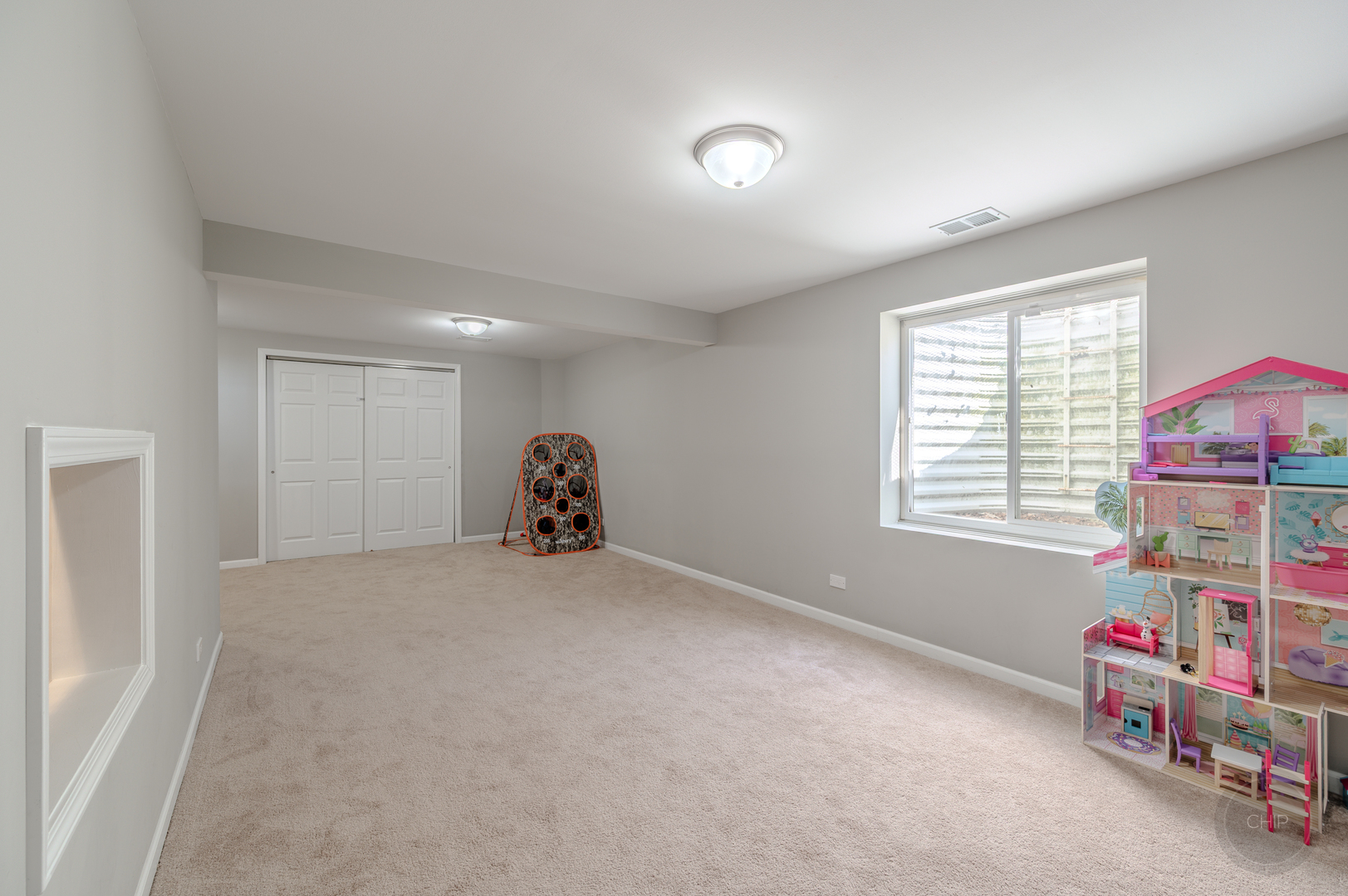 313 Monument Road, Elgin, IL 60124