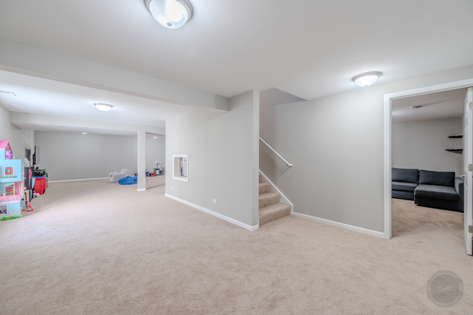 313 Monument Road, Elgin, IL 60124