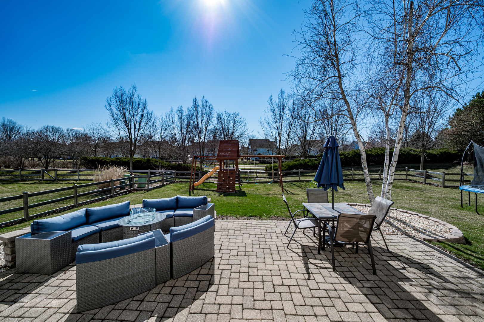 313 Monument Road, Elgin, IL 60124