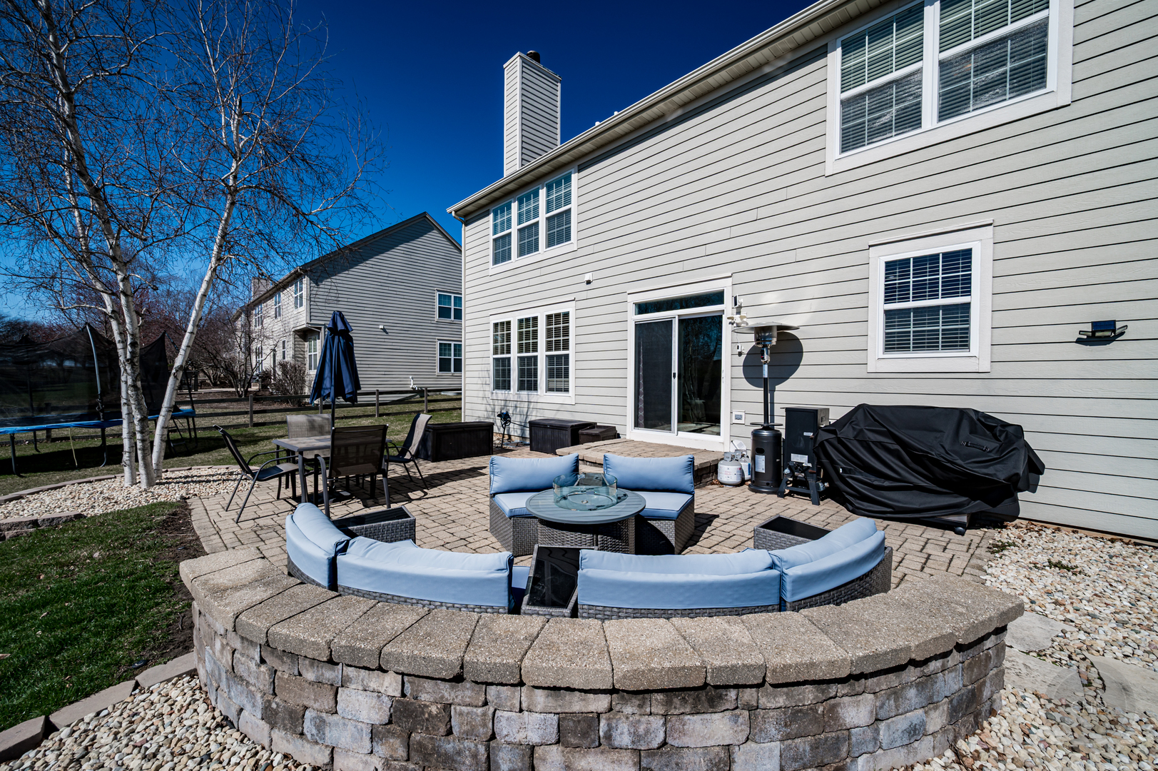 313 Monument Road, Elgin, IL 60124