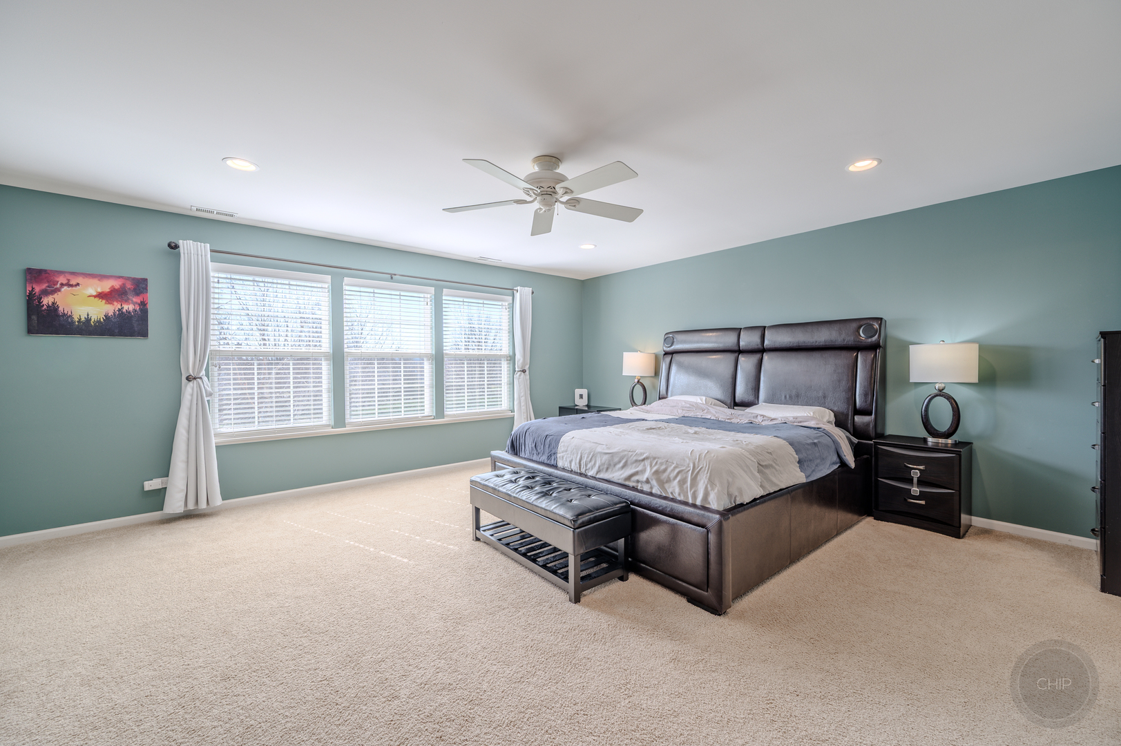 313 Monument Road, Elgin, IL 60124