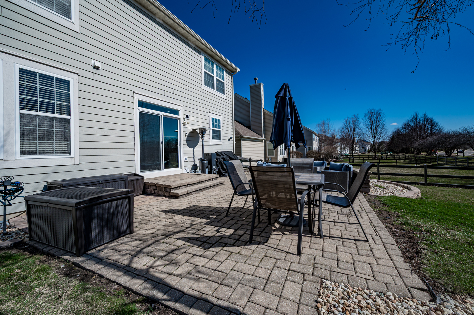 313 Monument Road, Elgin, IL 60124