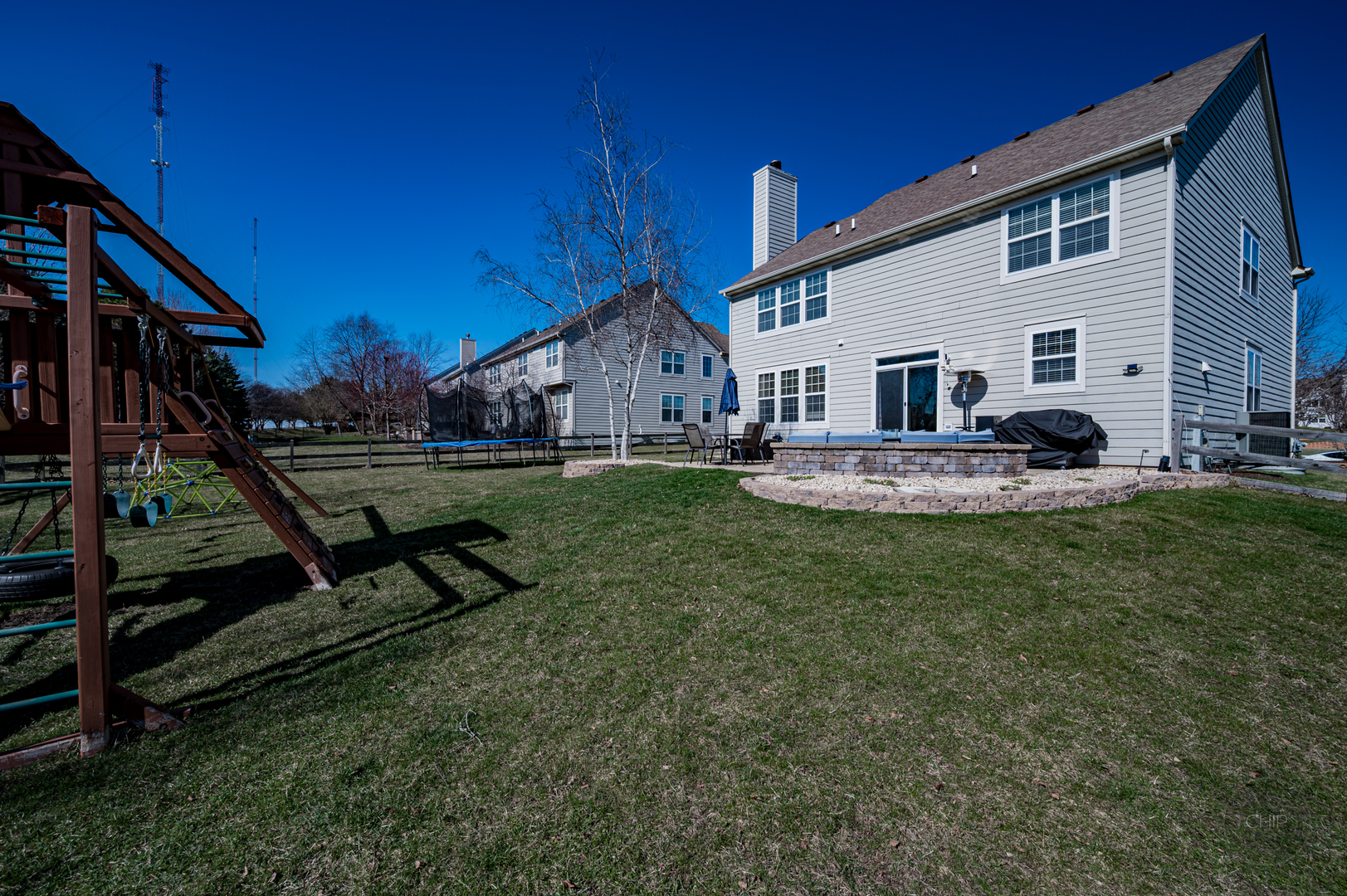 313 Monument Road, Elgin, IL 60124