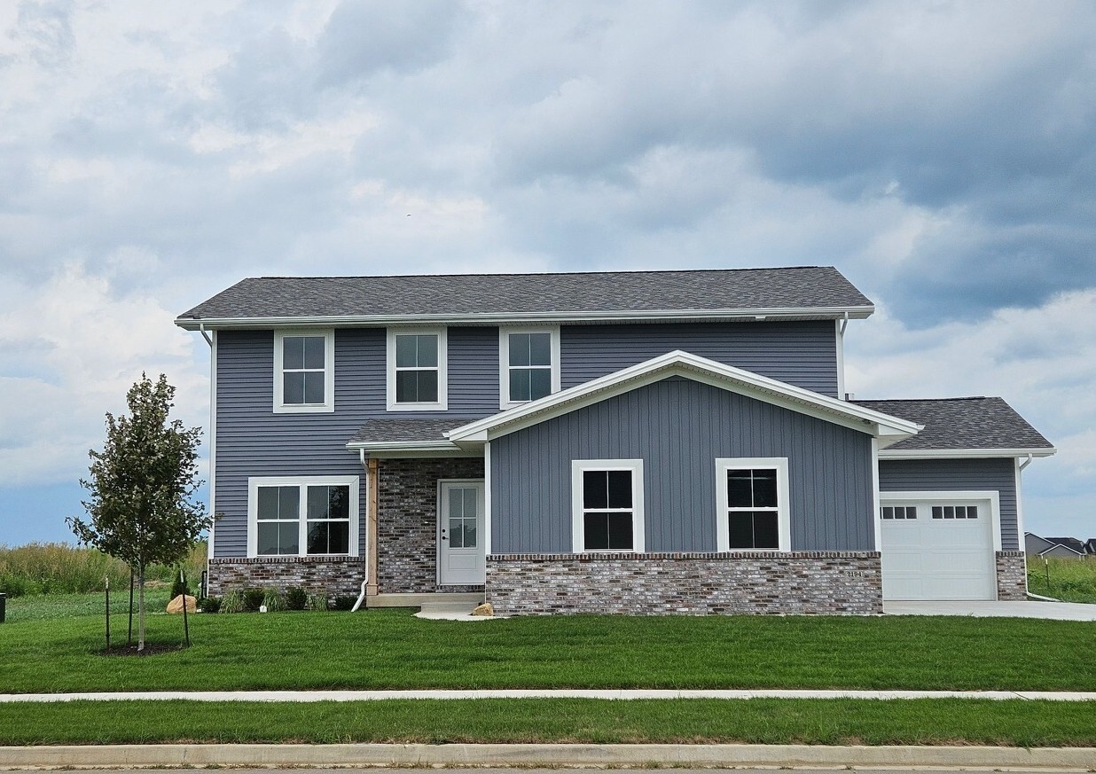 109 Dugan Trail, Downs, IL 61736