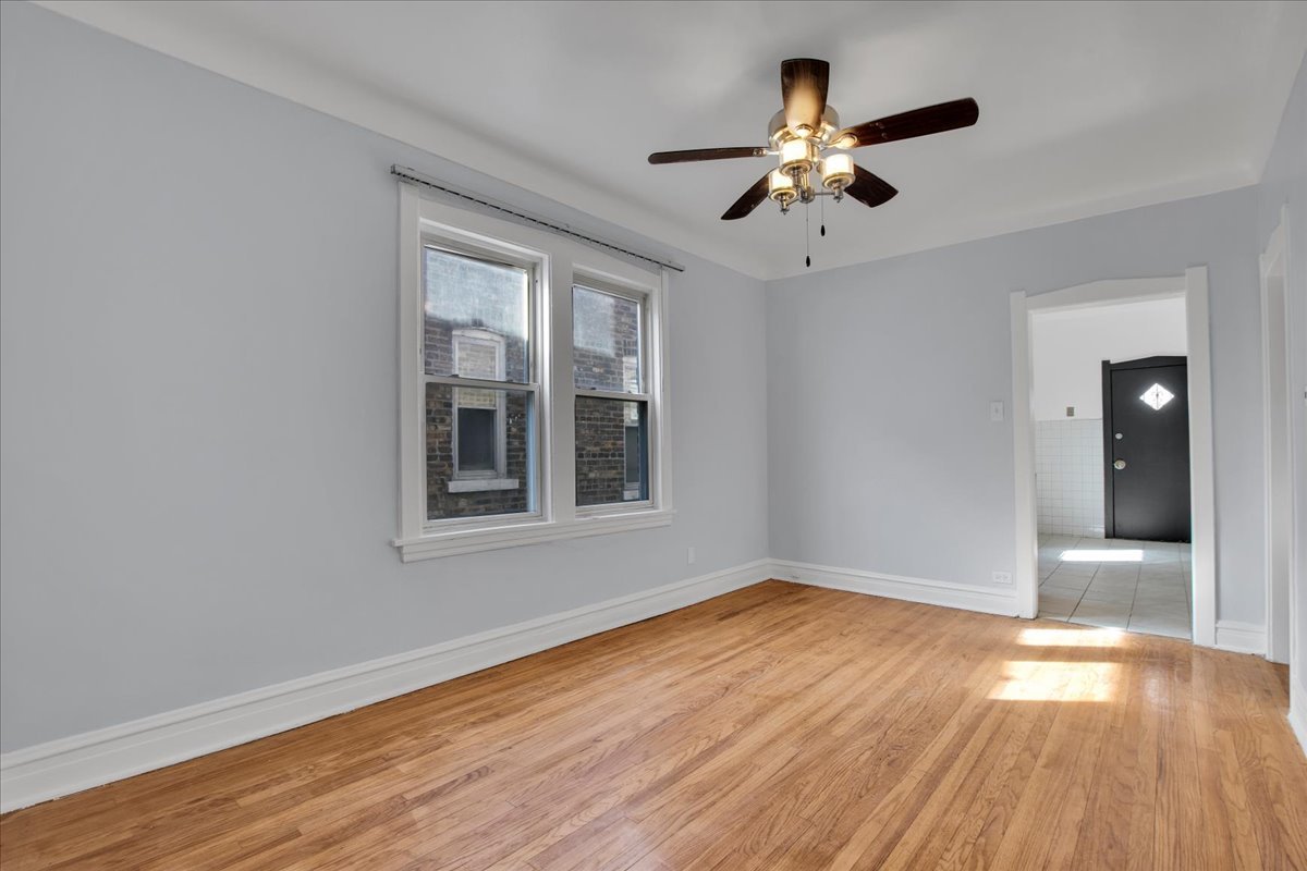 1640 N Linder Avenue, Chicago, IL 60639