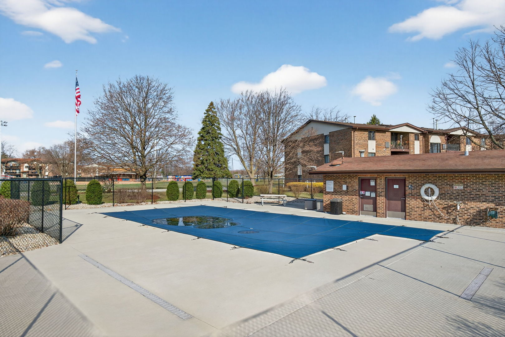 14015 Laramie Avenue #316, Crestwood, IL 60418