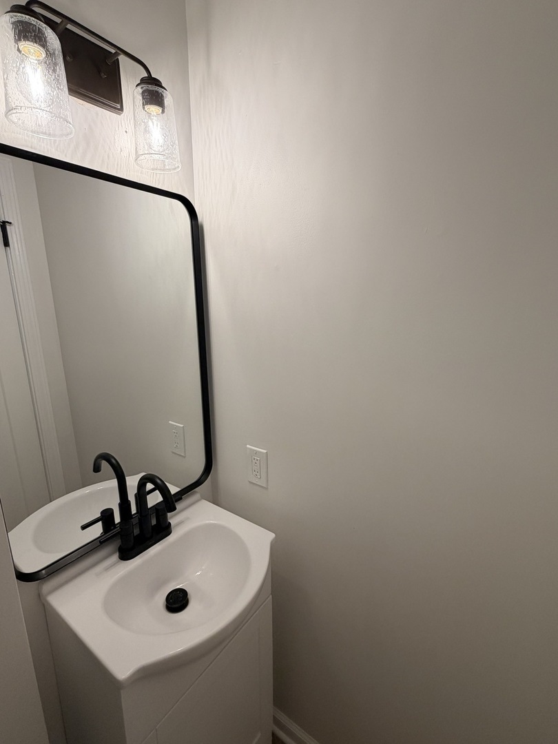 903 N Linden Street #28ST, Normal, IL 61761