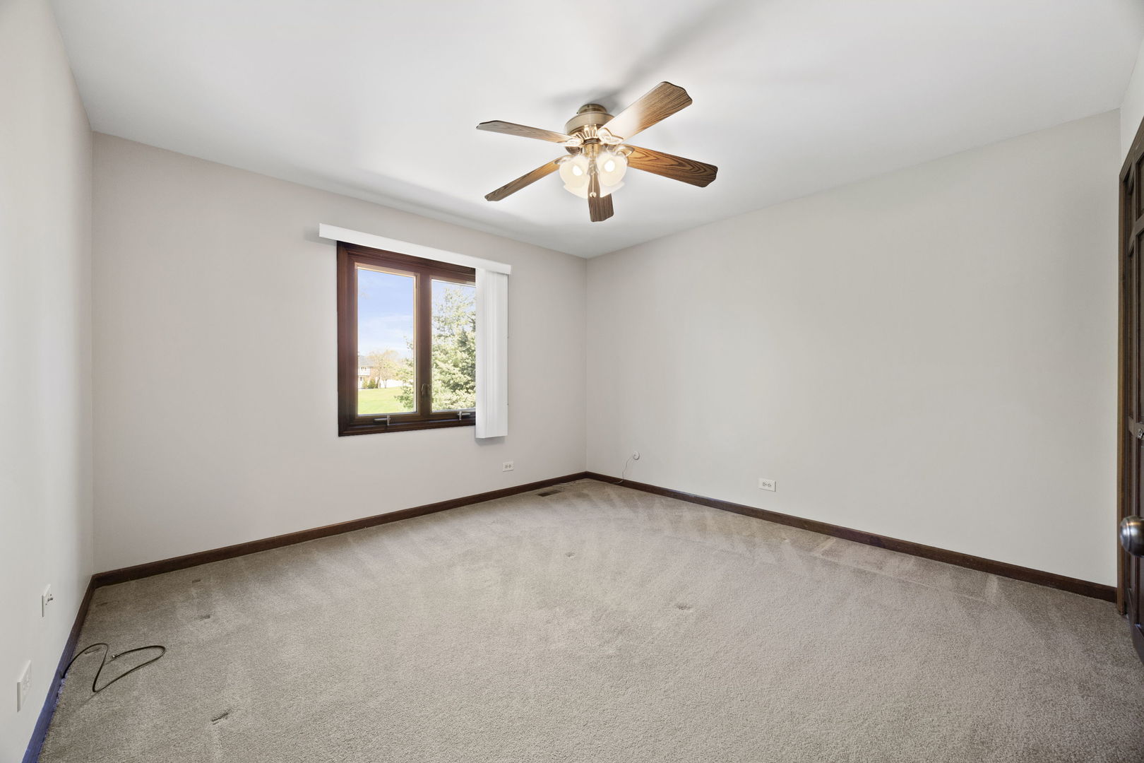 2S534 Danbury Drive, Glen Ellyn, IL 60137