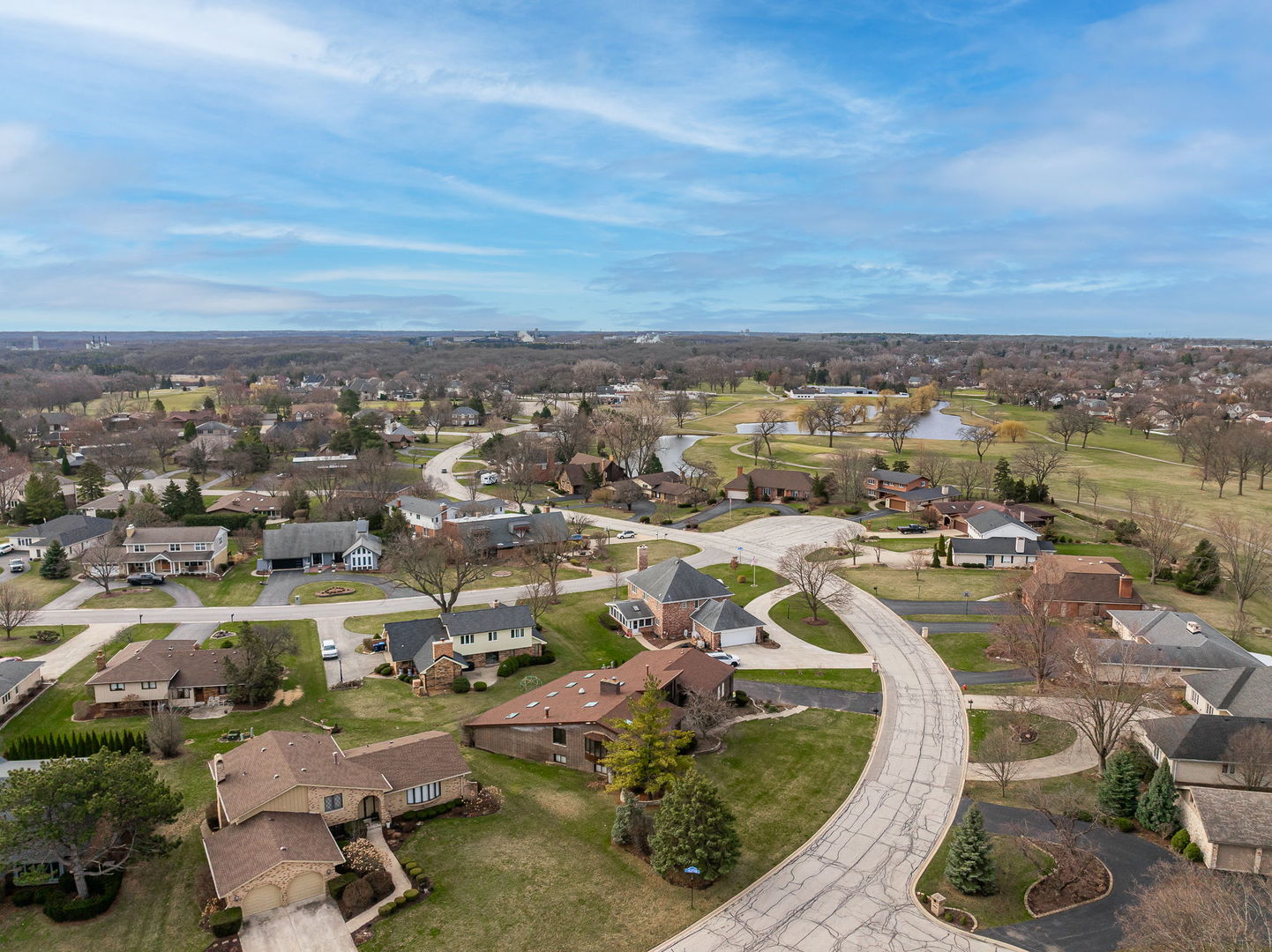 8405 Carriage Green Drive, Darien, IL 60561