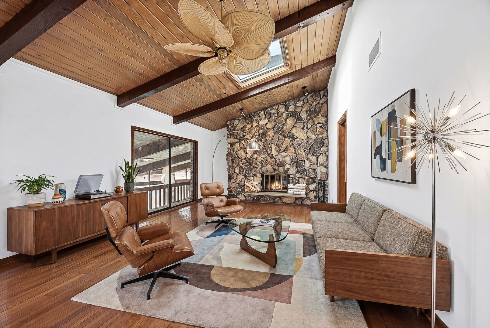 8405 Carriage Green Drive, Darien, IL 60561