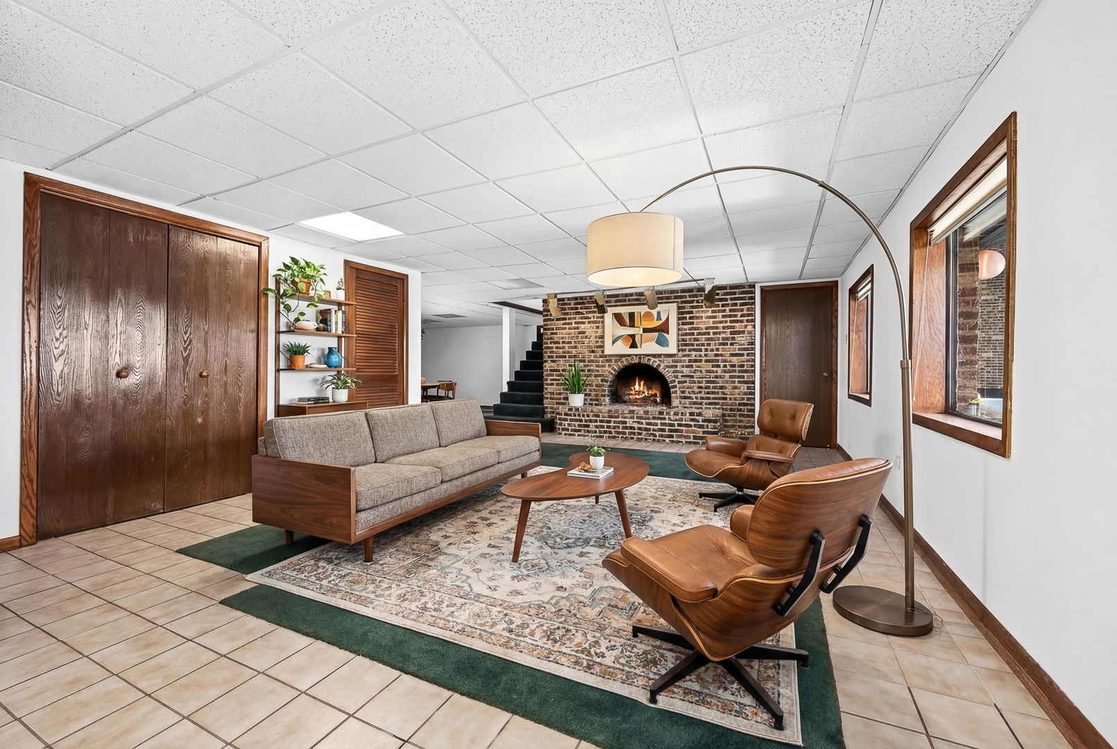 8405 Carriage Green Drive, Darien, IL 60561