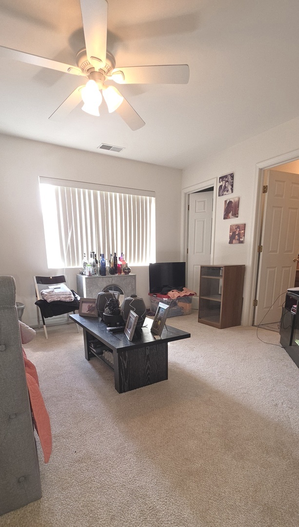 145 Enclave Circle #D, Bolingbrook, IL 60440