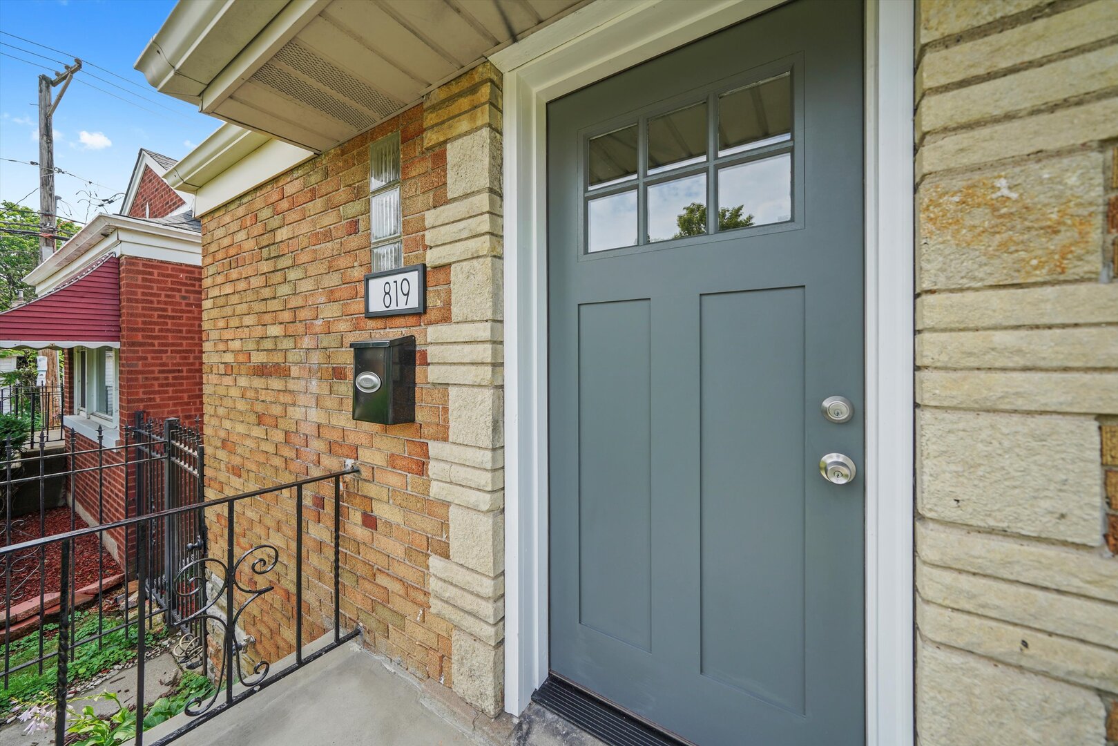 819 E 98th Place, Chicago, IL 60628