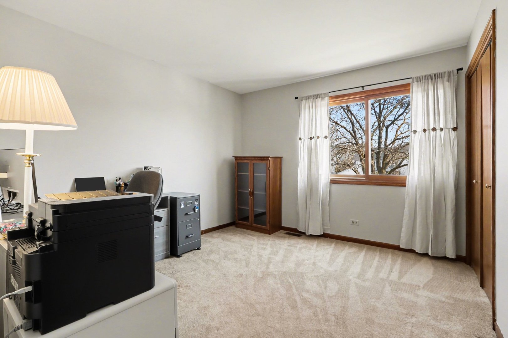 237 Homewood Drive, Bolingbrook, IL 60440