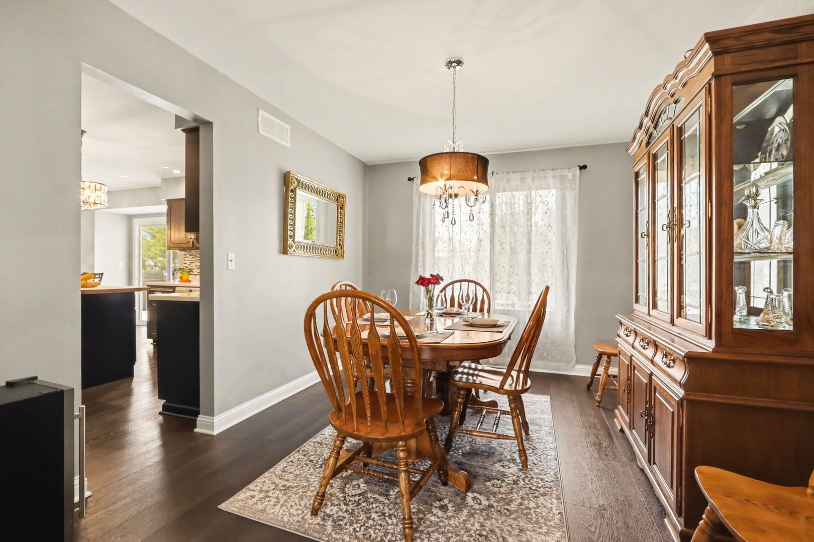 237 Homewood Drive, Bolingbrook, IL 60440