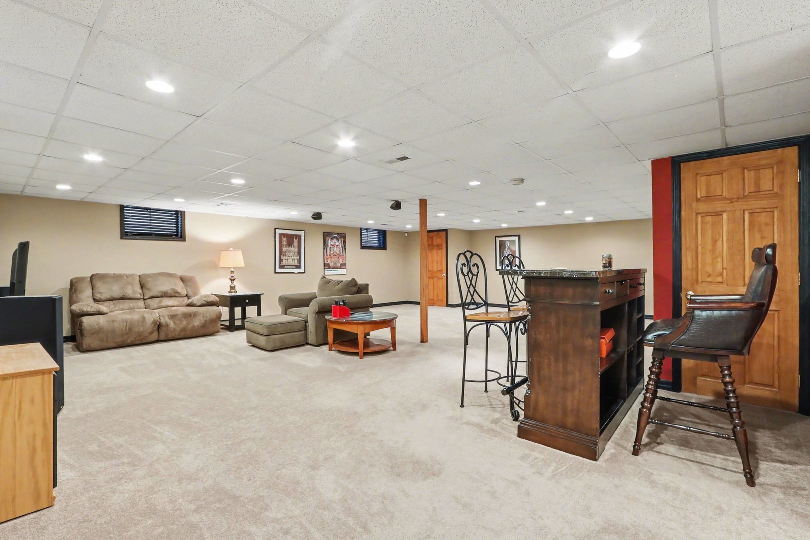 237 Homewood Drive, Bolingbrook, IL 60440