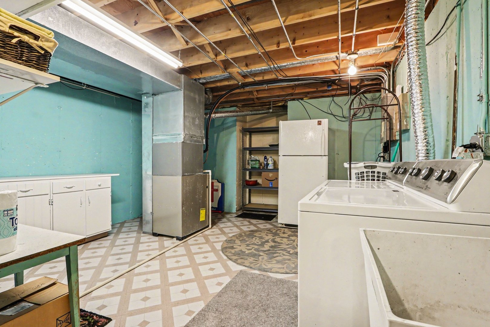 237 Homewood Drive, Bolingbrook, IL 60440