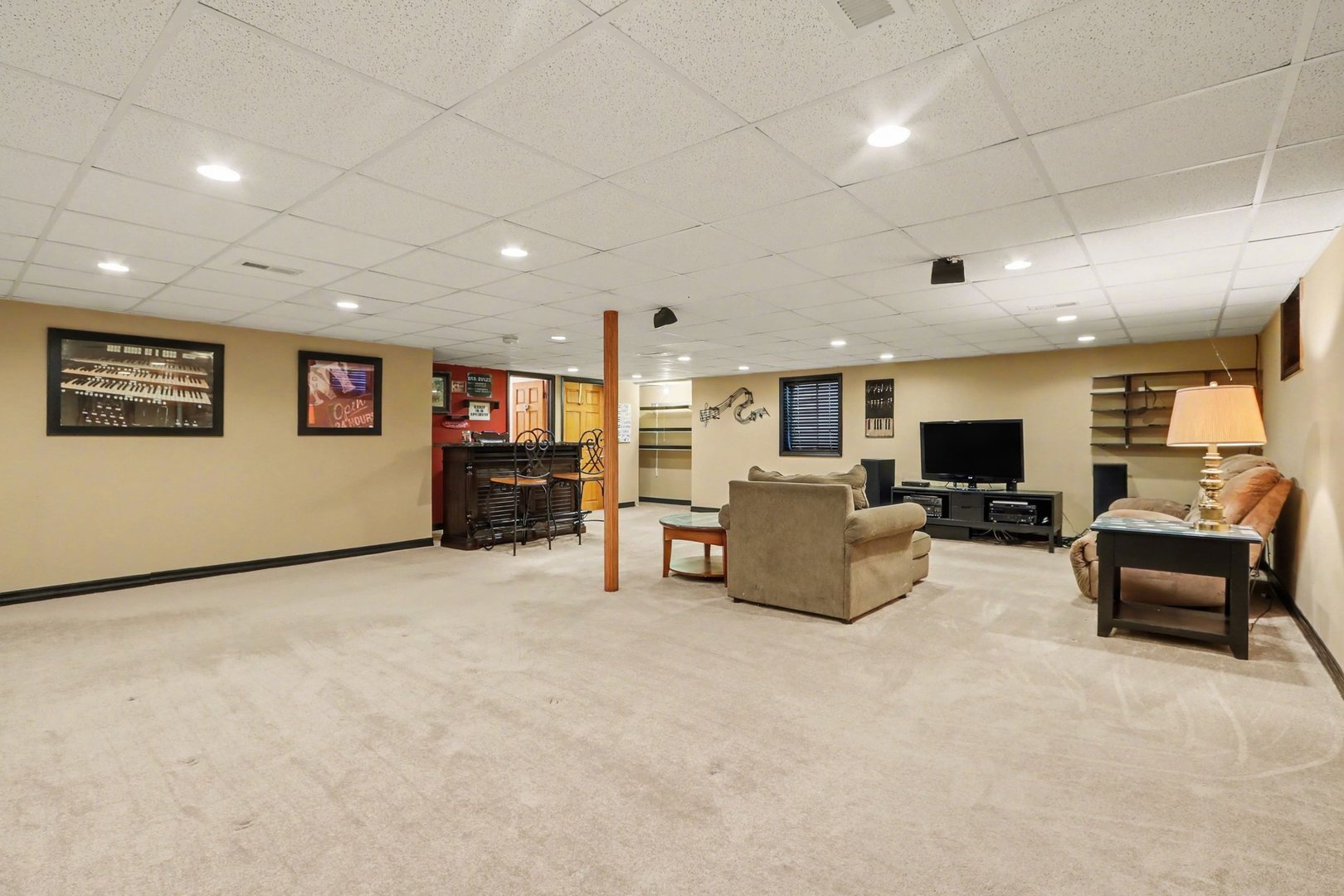 237 Homewood Drive, Bolingbrook, IL 60440